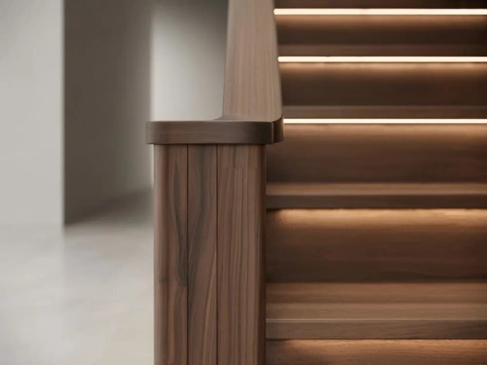 Jak zamontować listwy przy schodach - uniknij najczęstszych błędów