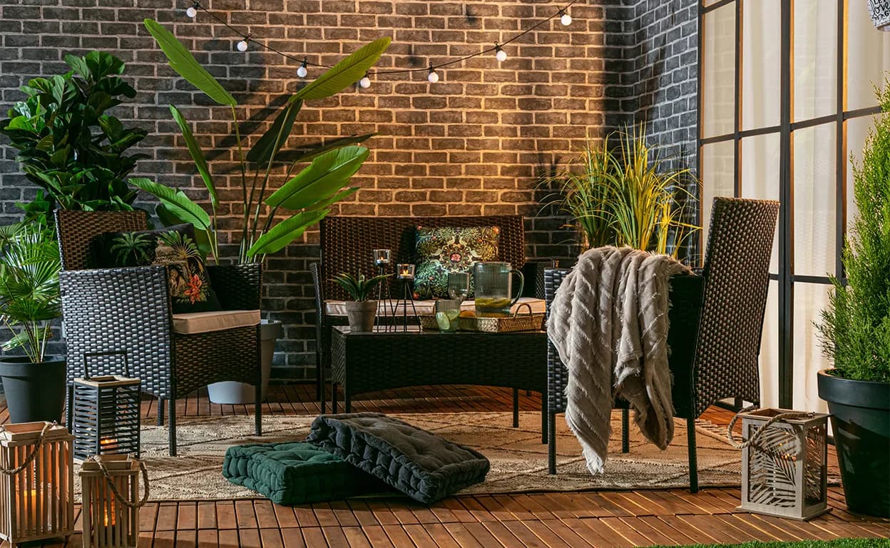 Jak upiększyć taras: 10 prostych sposobów na piękną przestrzeń