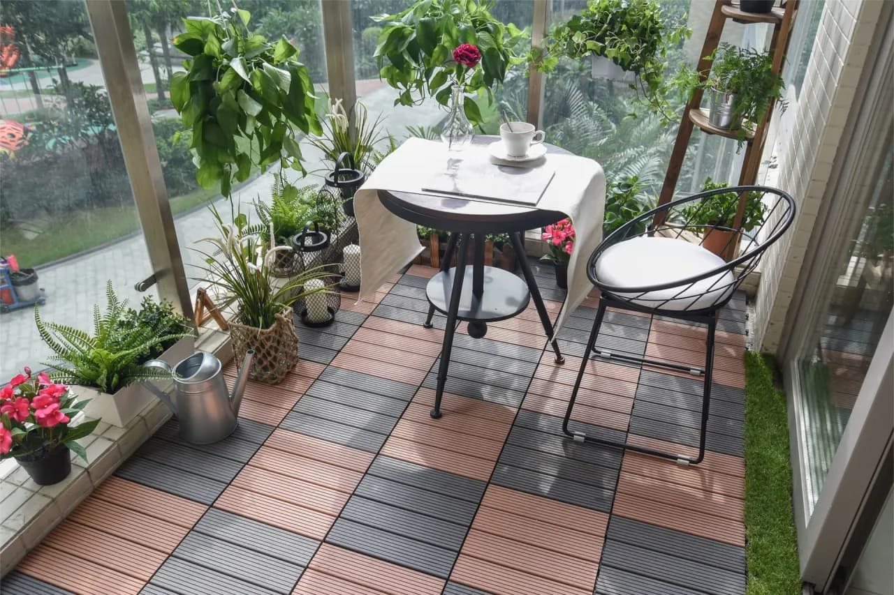 Czym wyłożyć taras na zewnątrz, aby uniknąć kosztownych błędów?