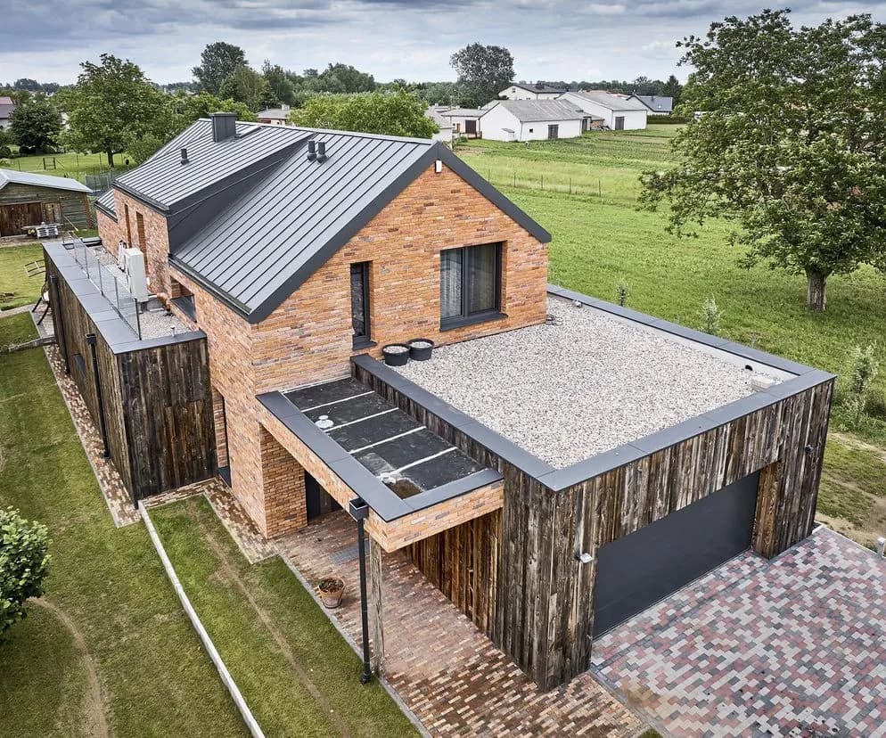 Rozbudowa tarasu: kiedy potrzebne pozwolenie, a kiedy zgłoszenie?